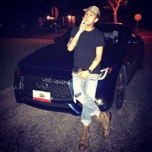 Meet your Posher, Todd